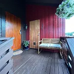 Sunset Penthouse With A Large Terrace & Fjord View Саннес
